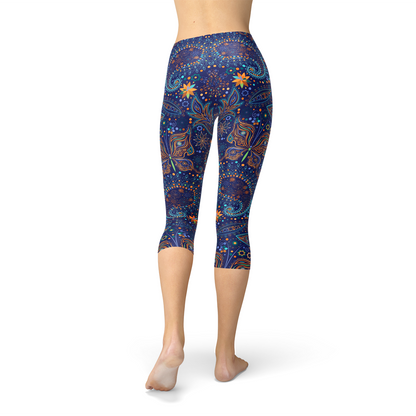 🦋 Enchanting Paisley Butterfly Capri Leggings - Flutter into Fitness! 🌸